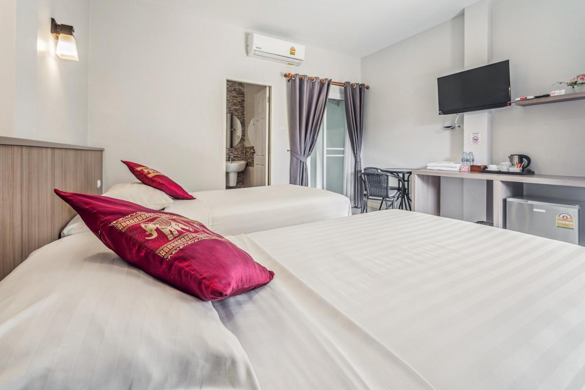 วินริสา เพลซ Apartment Nai Yang ภายนอก รูปภาพ