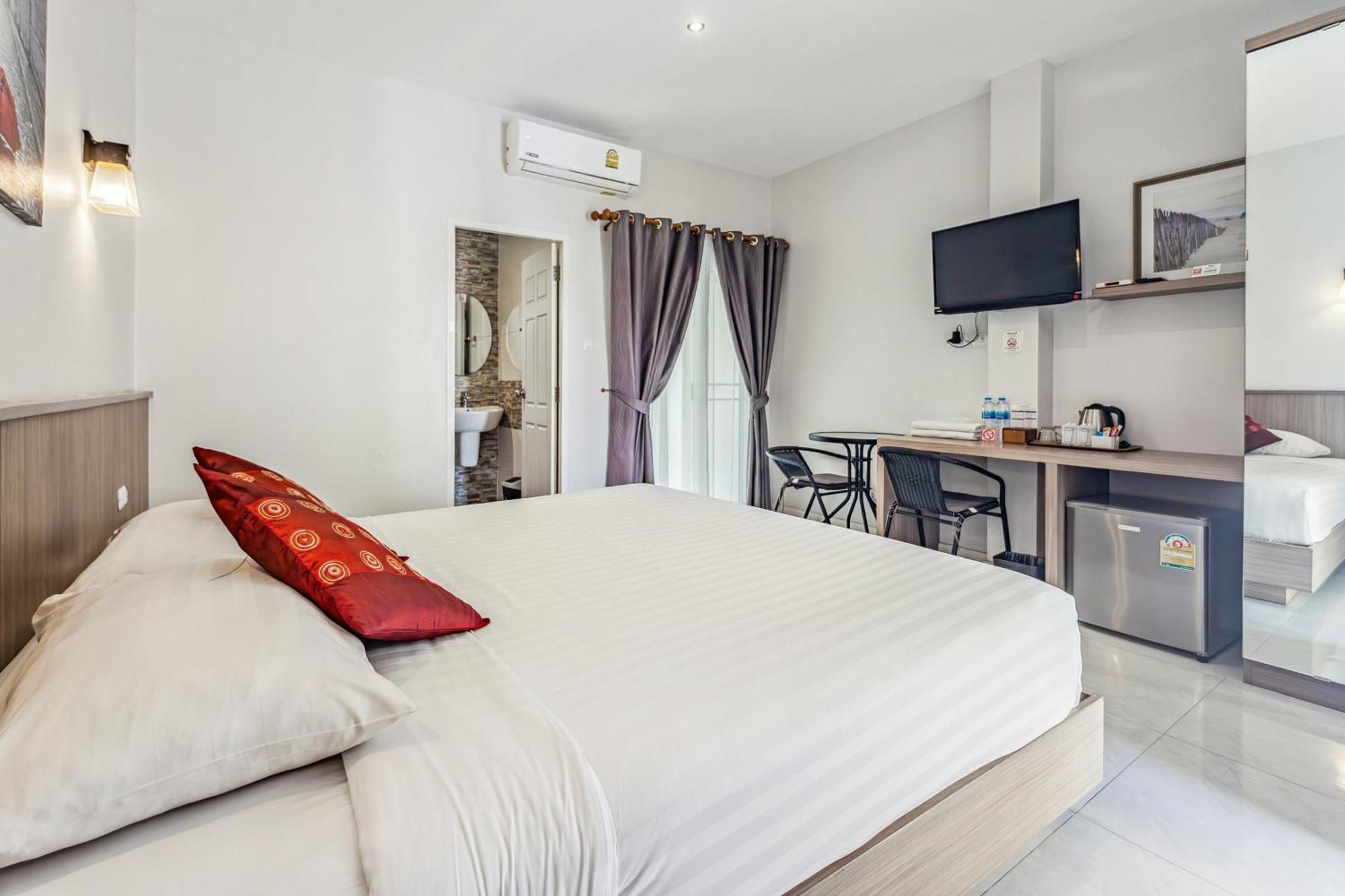 วินริสา เพลซ Apartment Nai Yang ภายนอก รูปภาพ
